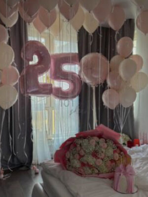Composition "Romantic Surprise 25" 1122