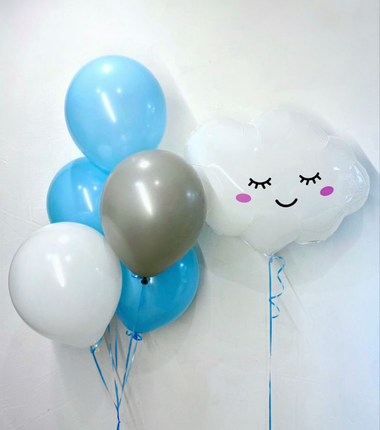 A cloud for a boy 0882